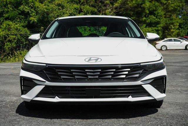 2025 Hyundai Elantra Hybrid Limited photo 4