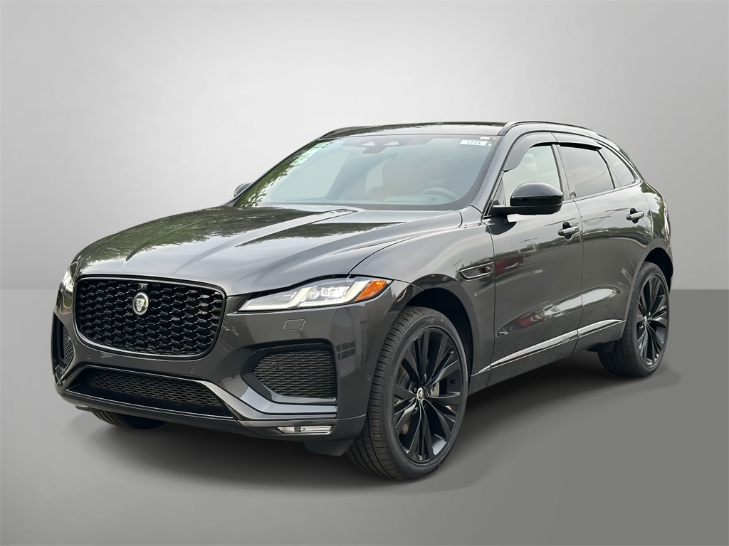 2026 Jaguar F-Pace R-Dynamic S's photo