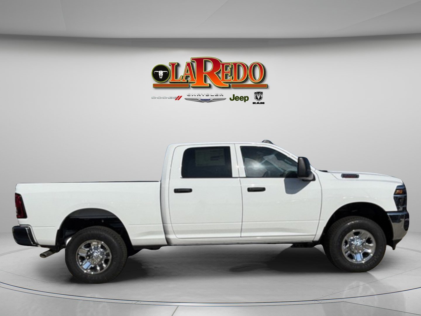 2026 Ram 2500 Tradesman photo 8