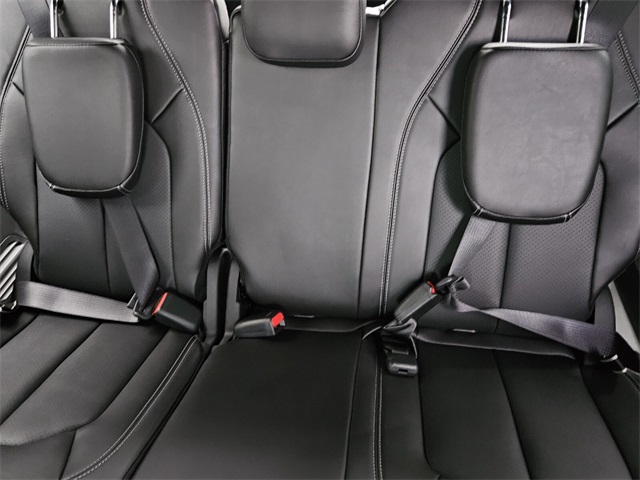 2026 Chrysler Pacifica photo 7