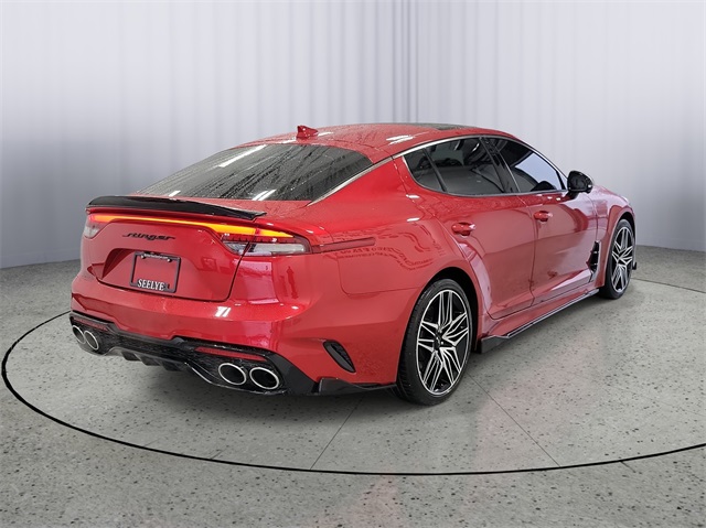2022 Kia Stinger GT2 photo 3