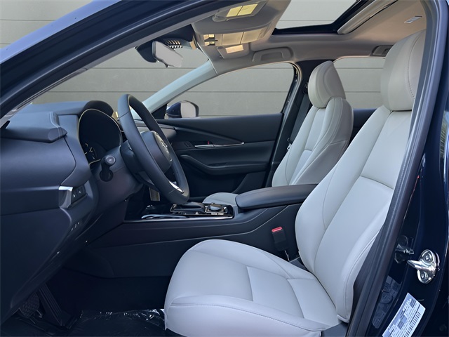 2025 Mazda CX-30 2.5 S Preferred photo 11