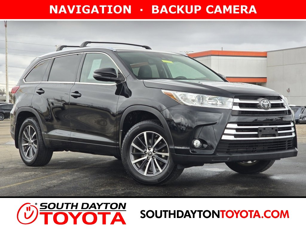 2017 Toyota Highlander XLE's photo