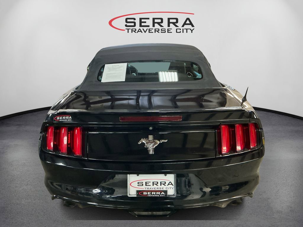 2016 Ford Mustang V6 Convertible photo 6