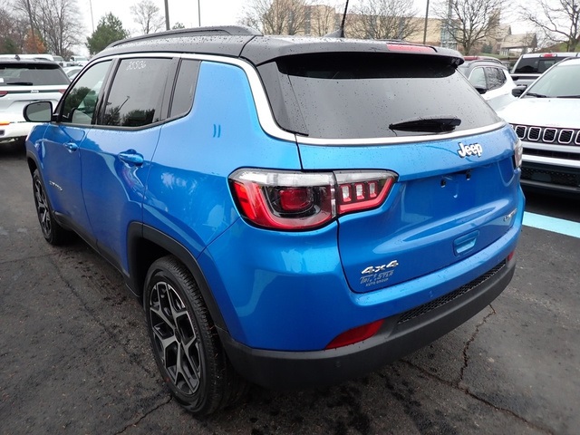 2025 Jeep Compass Limited photo 2