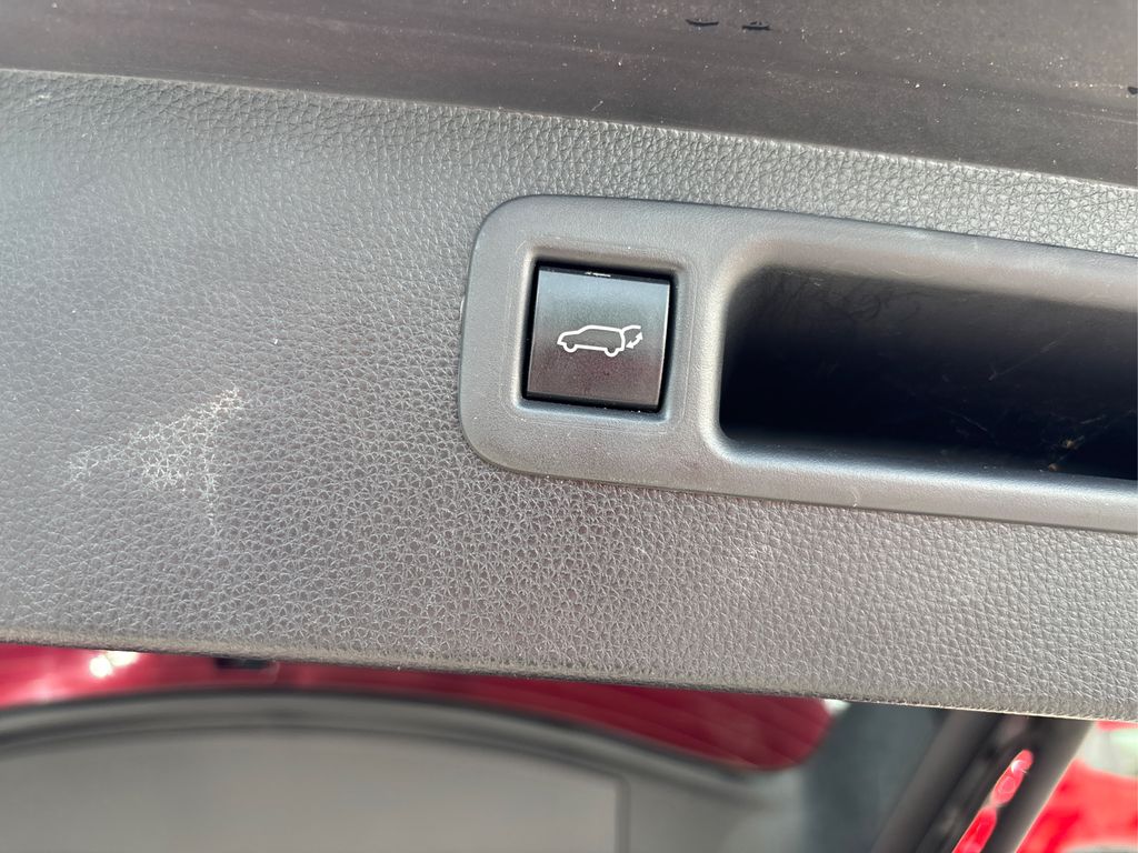 2022 Toyota Highlander XLE photo 14
