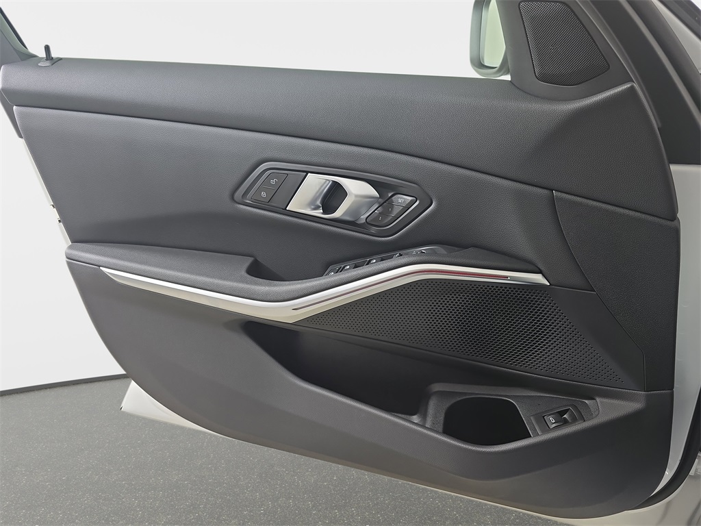 2025 Bmw 330i xDrive photo 27