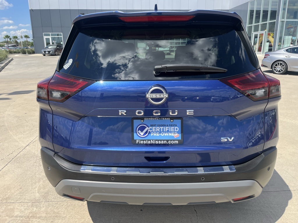 2023 Nissan Rogue SV photo 2