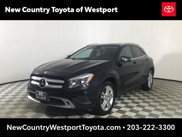 2015 Mercedes Benz GLA 4MATIC photo 2