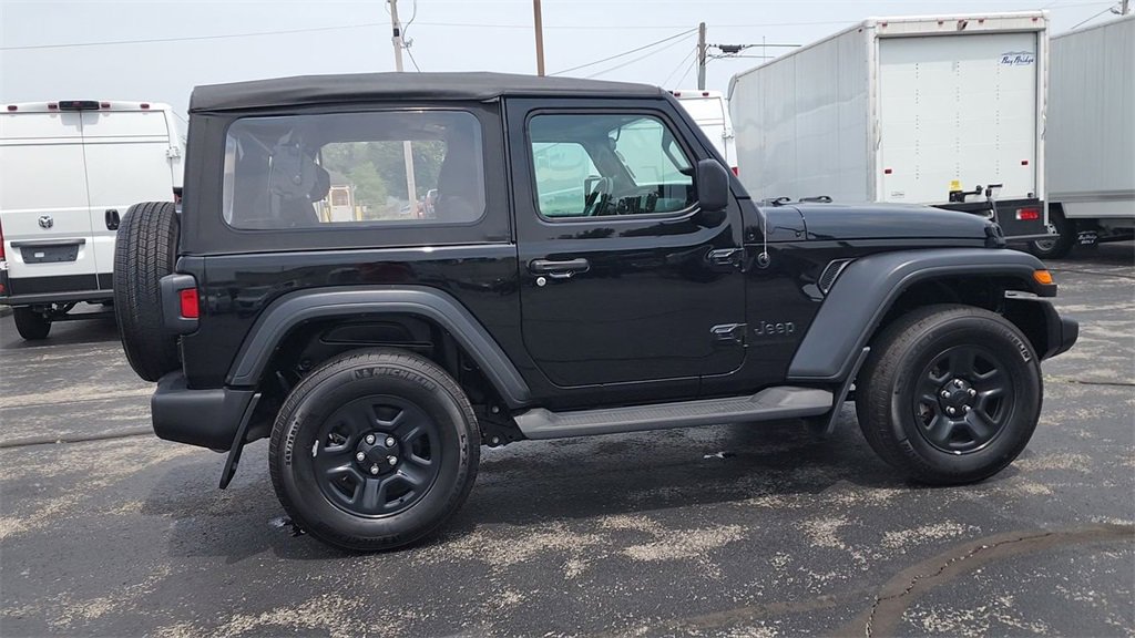 2023 Jeep Wrangler Sport photo 9