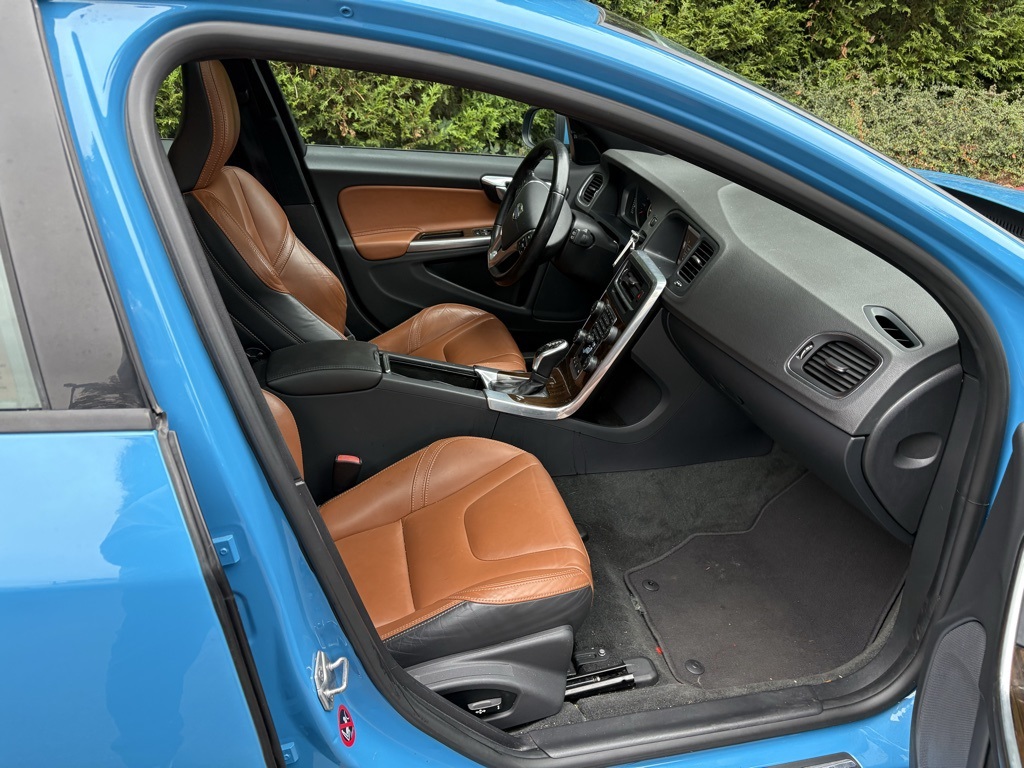 2015 Volvo V60 T5 photo 22