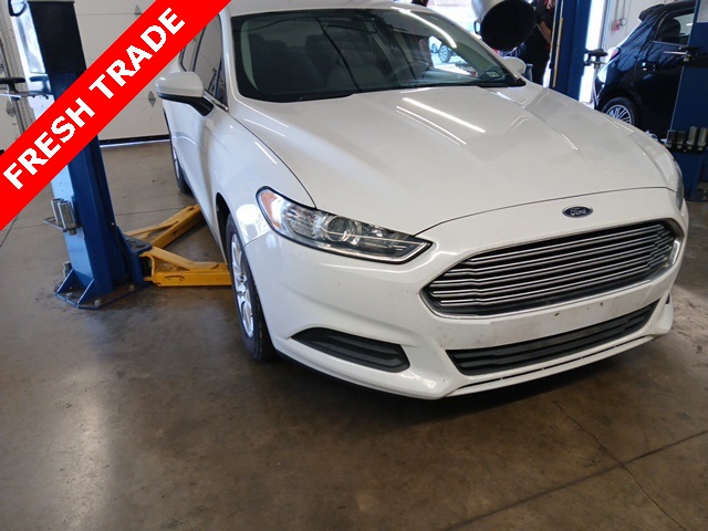 2016 Ford Fusion S