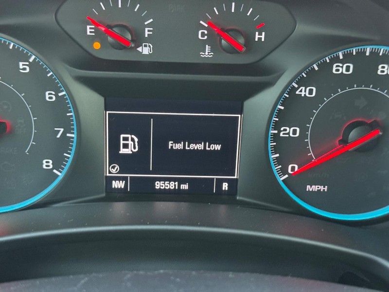 2018 Chevrolet Equinox LS photo 20