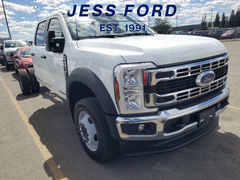2024 Ford F-450 XLT photo 4