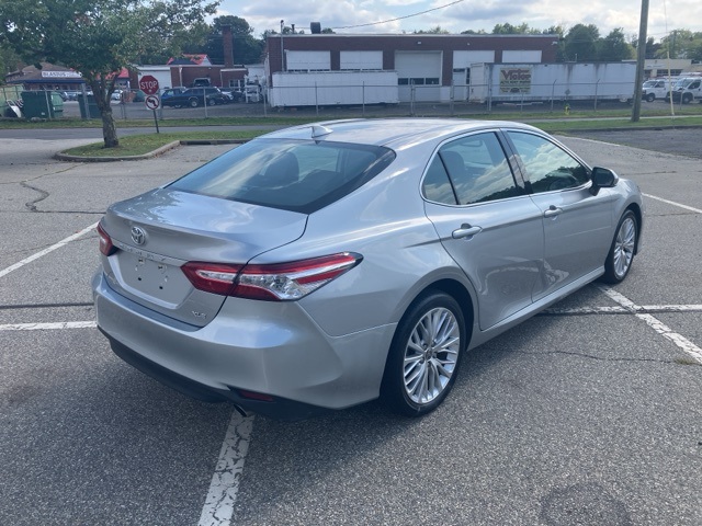2020 Toyota Camry XLE photo 5