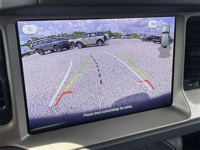 2025 Ford Bronco Outer Banks photo 10