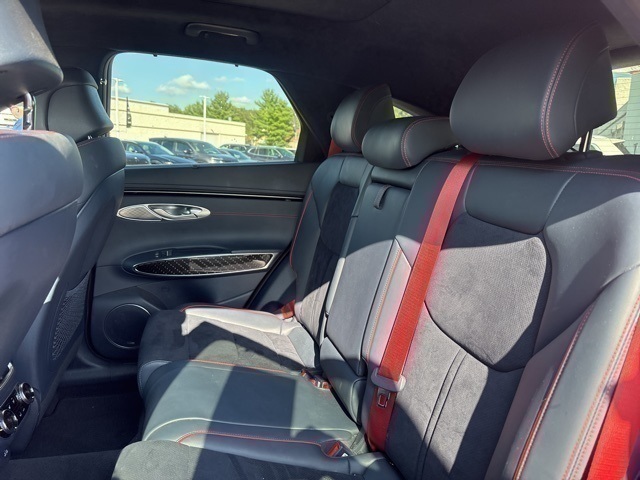 2022 Genesis GV70 Advanced 3.5T Sport Prestige photo 11