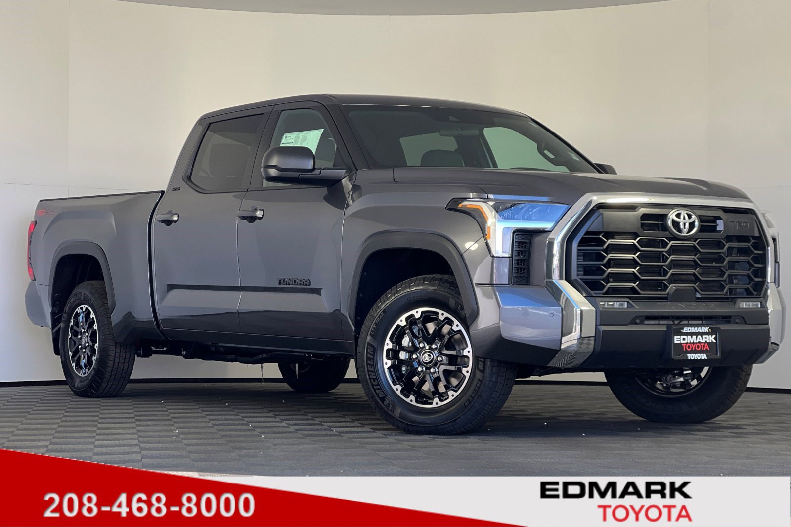 2025 Toyota Tundra SR5's photo