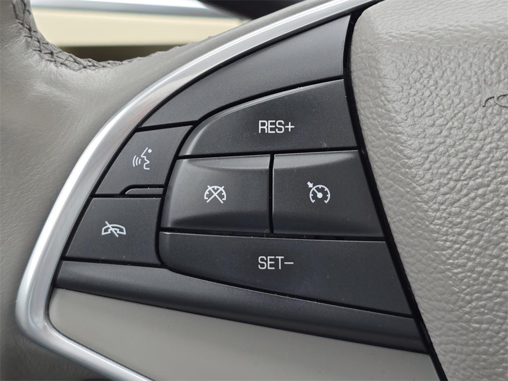 2017 Cadillac XT5 Luxury photo 30