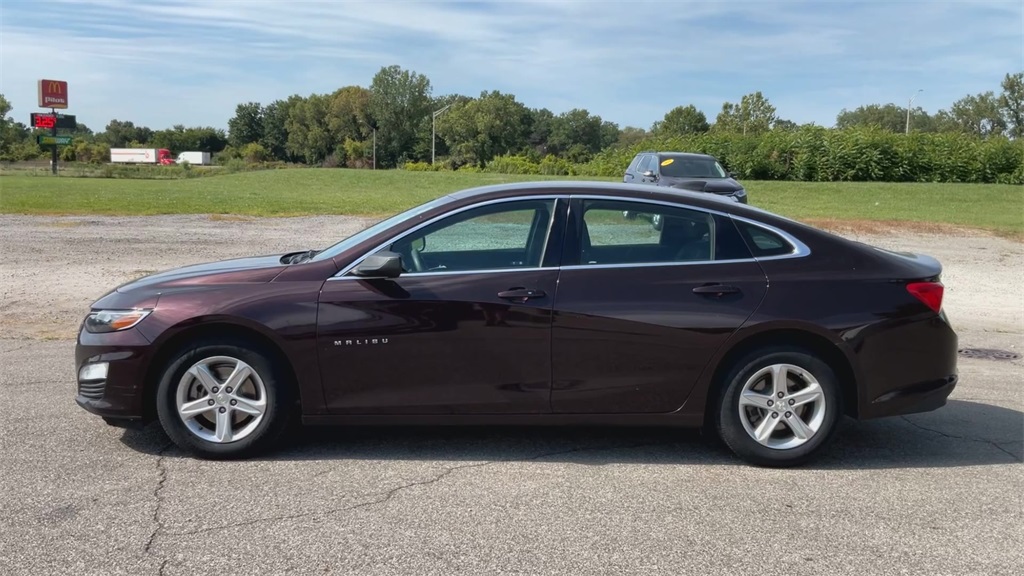 2020 Chevrolet Malibu LS photo 3