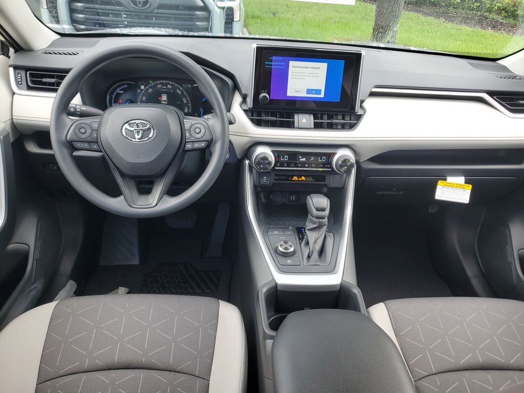2025 Toyota RAV4 Hybrid XLE photo 14