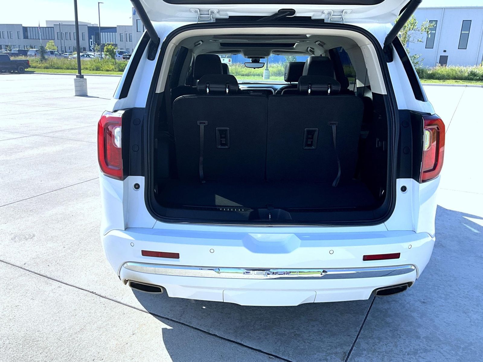 2023 Gmc Acadia Denali photo 9