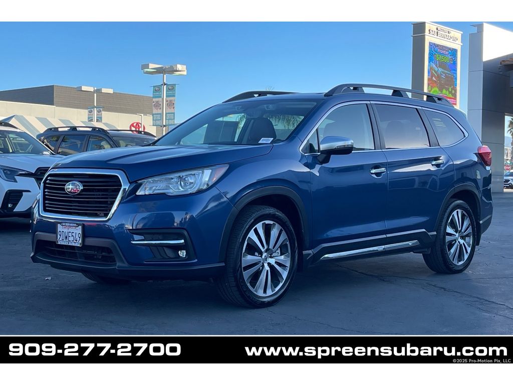 2022 Subaru Ascent Touring's photo