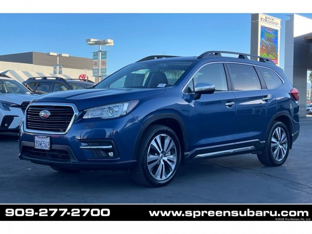 2022 Subaru Ascent Touring's photo