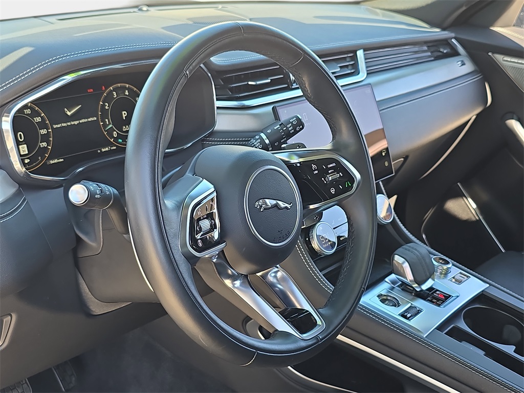 2025 Jaguar F-PACE P400 R-Dynamic S photo 16