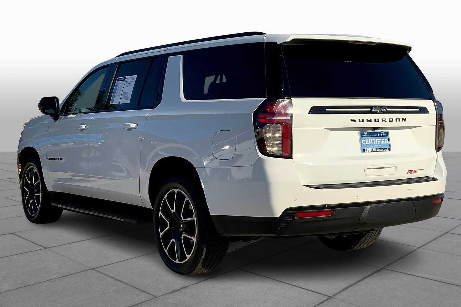 2024 Chevrolet Suburban RST photo 11