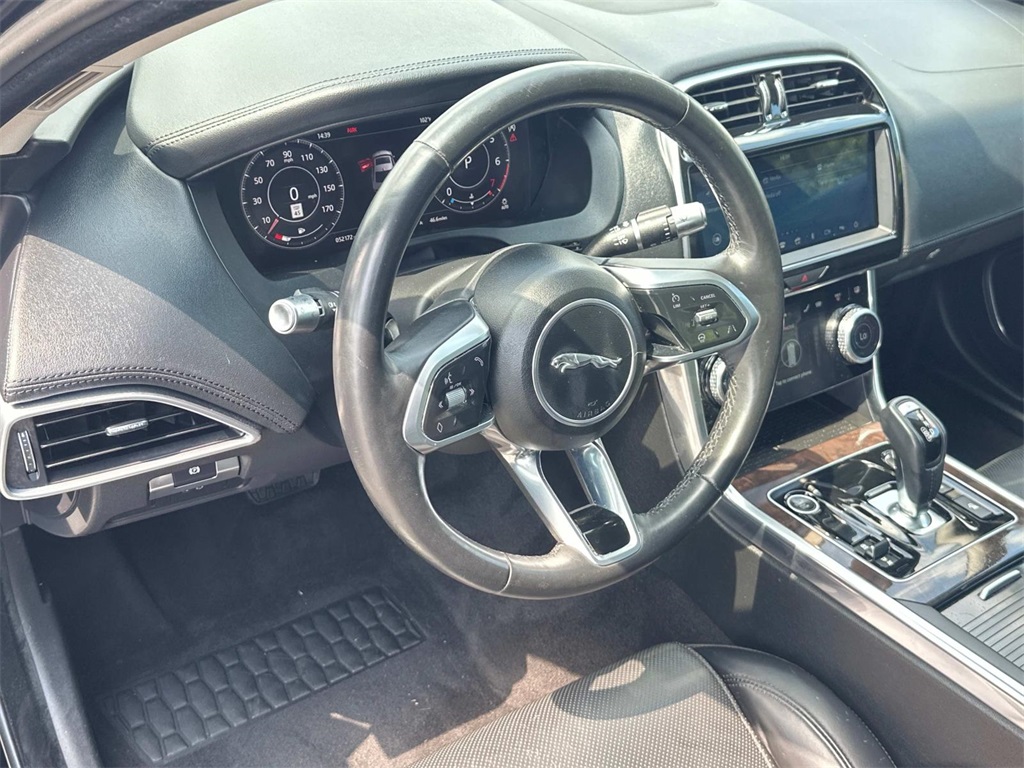 2020 Jaguar XE S photo 2