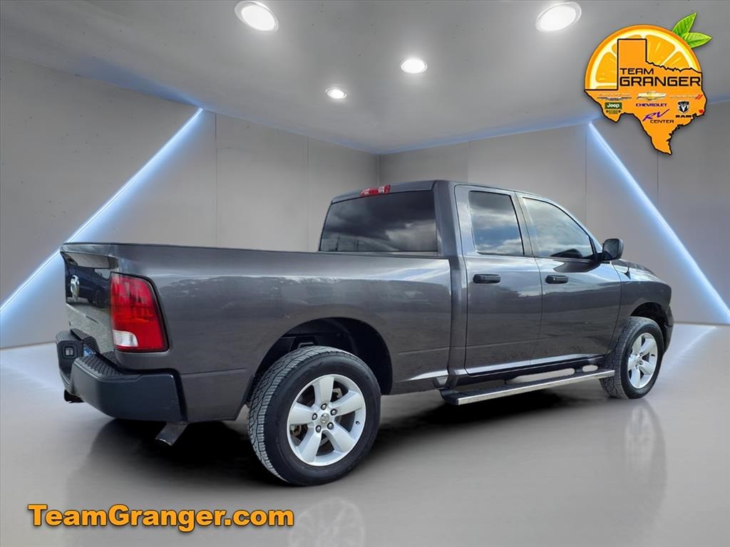 2020 Ram 1500 Classic Tradesman photo 3
