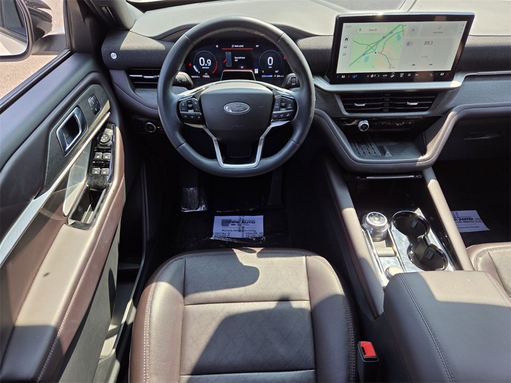 2025 Ford Explorer Platinum photo 12