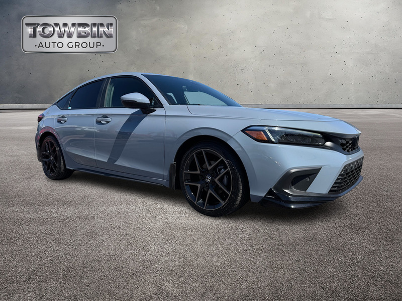 2024 Honda Civic Sport Touring photo 2