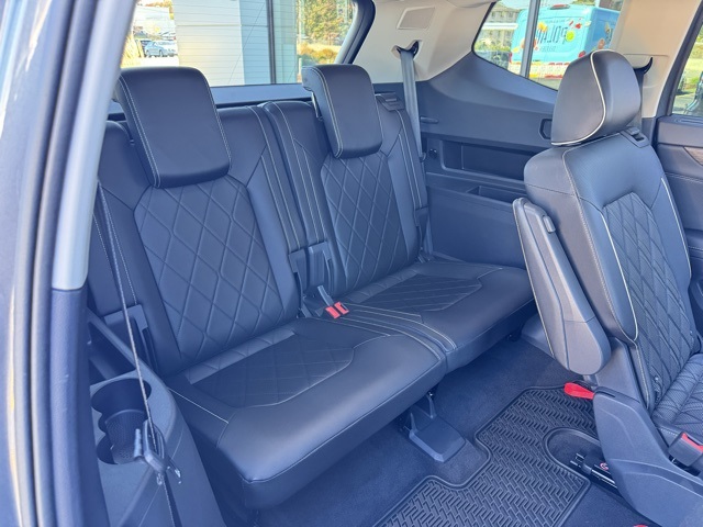 2024 Volkswagen Atlas SEL Premium R-Line photo 22
