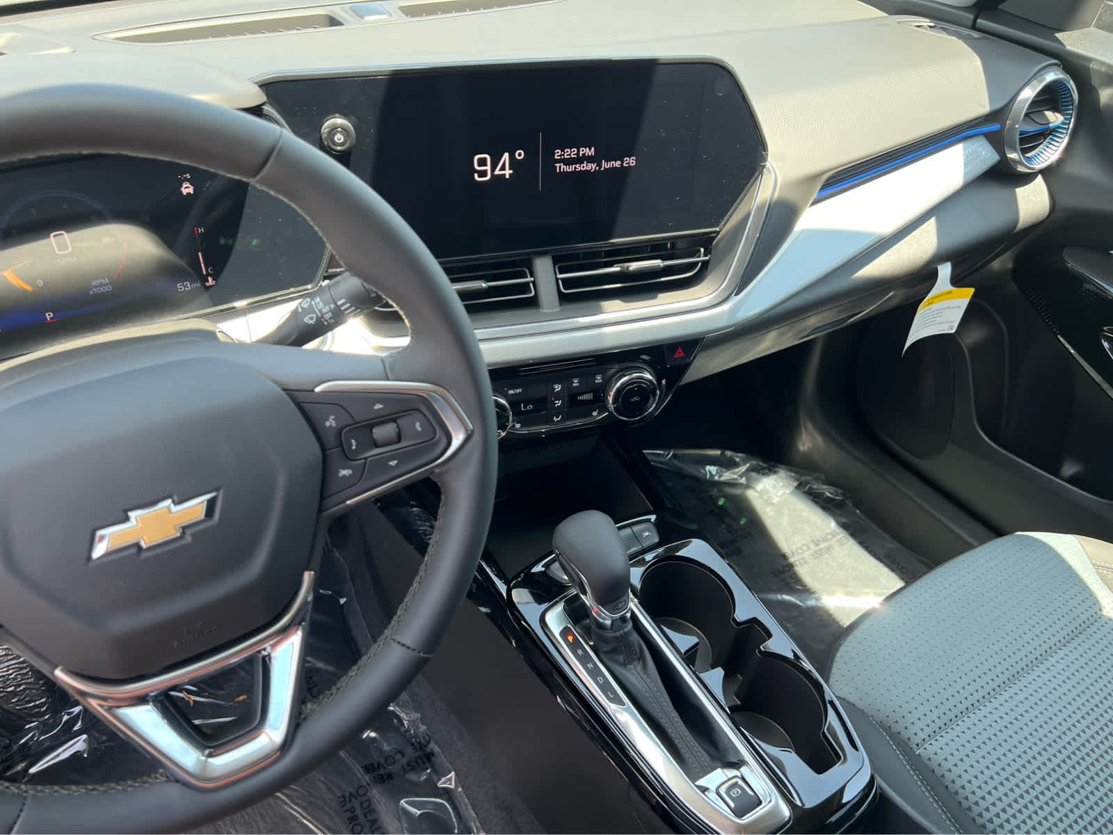2025 Chevrolet Trax LT photo 21