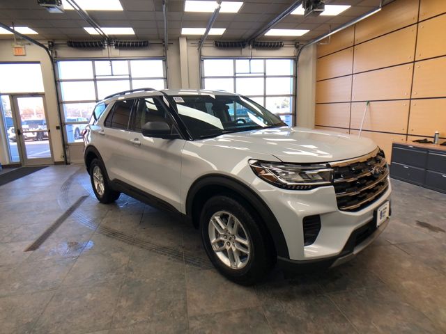 2026 Ford Explorer Active's photo