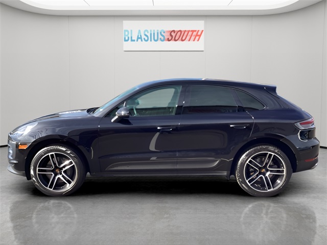 2021 Porsche Macan S photo 2