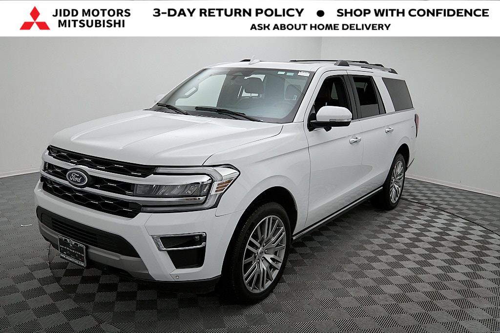 2023 Ford Expedition Limited's photo