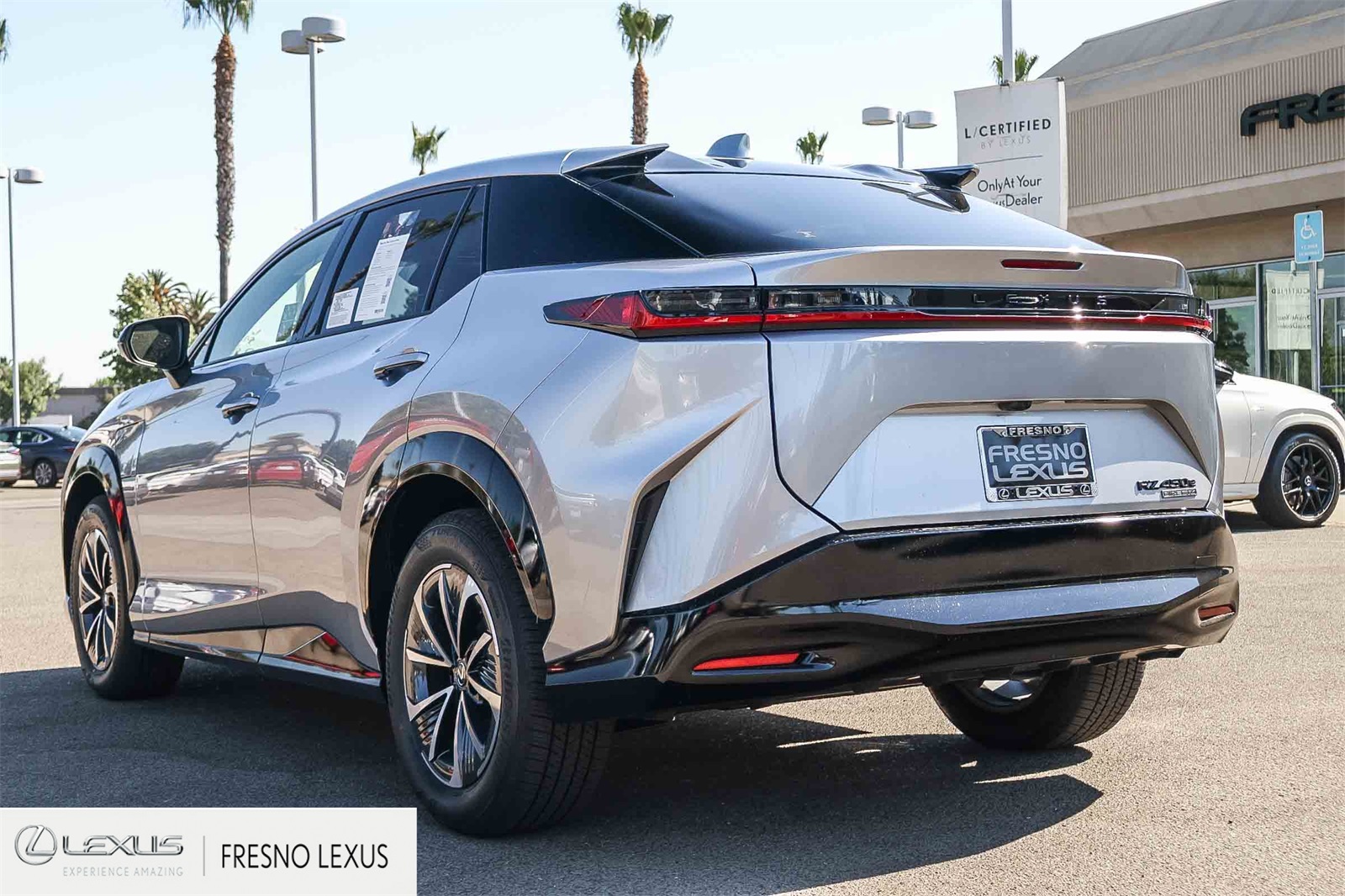 2025 Lexus RZ 450e photo 4