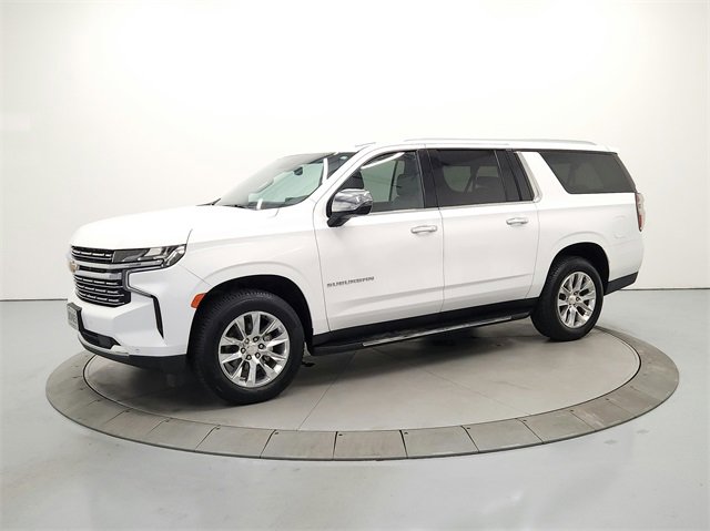 2023 Chevrolet Suburban Premier photo 3