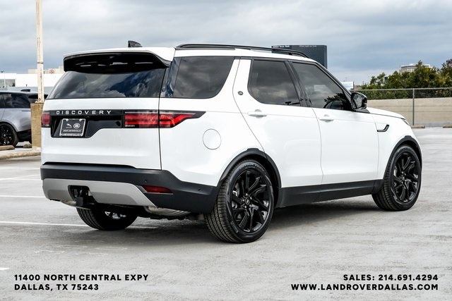 2025 Land Rover Discovery S photo 4