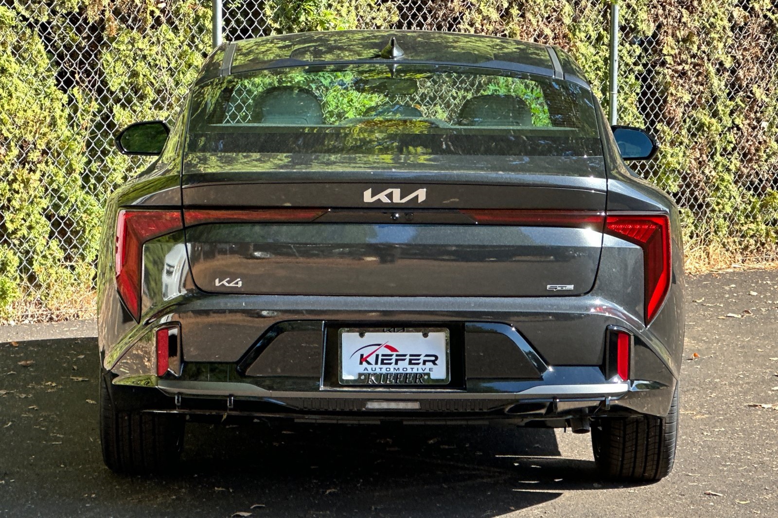 2025 Kia K4 GT-Line photo 4