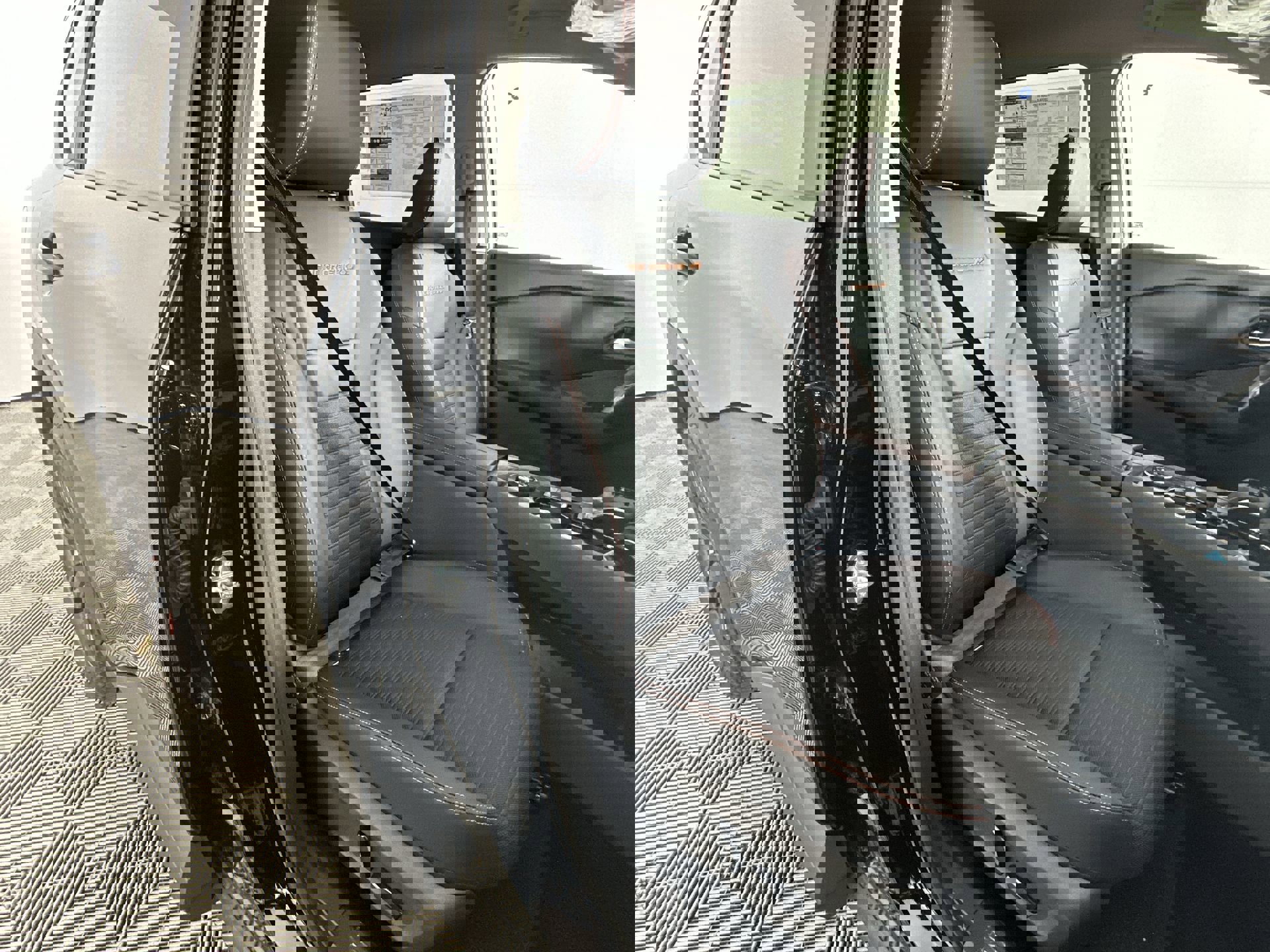 2025 Nissan Rogue SV photo 21