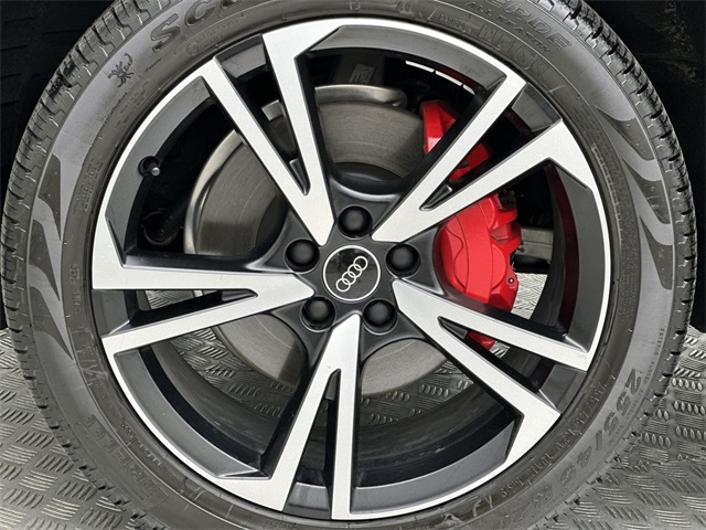 2025 Audi Q5 45 S line Premium Plus photo 2