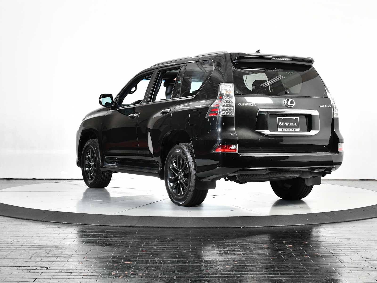 2023 Lexus GX Premium photo 3