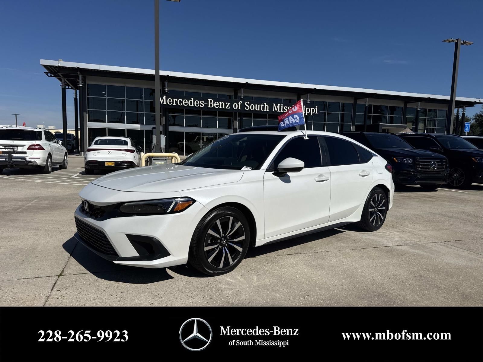 2024 Honda Civic Hatchback EX-L's photo