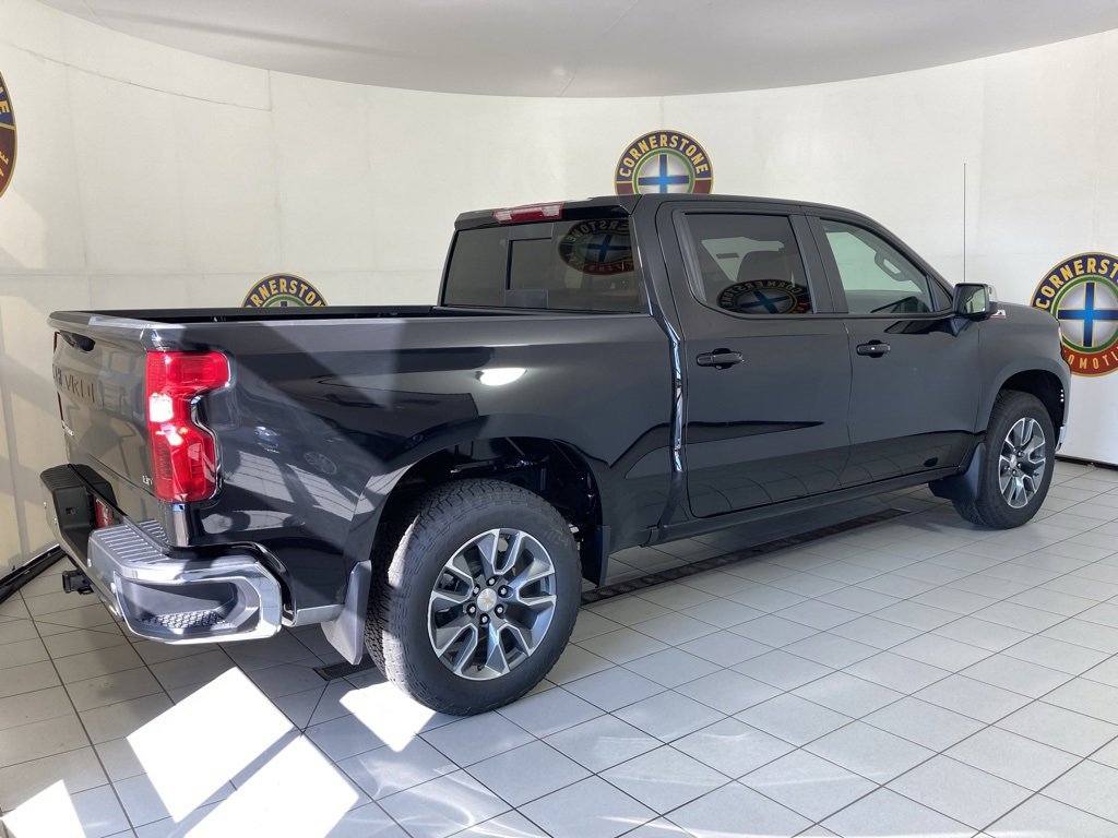 2026 Chevrolet Silverado 1500 LT photo 6