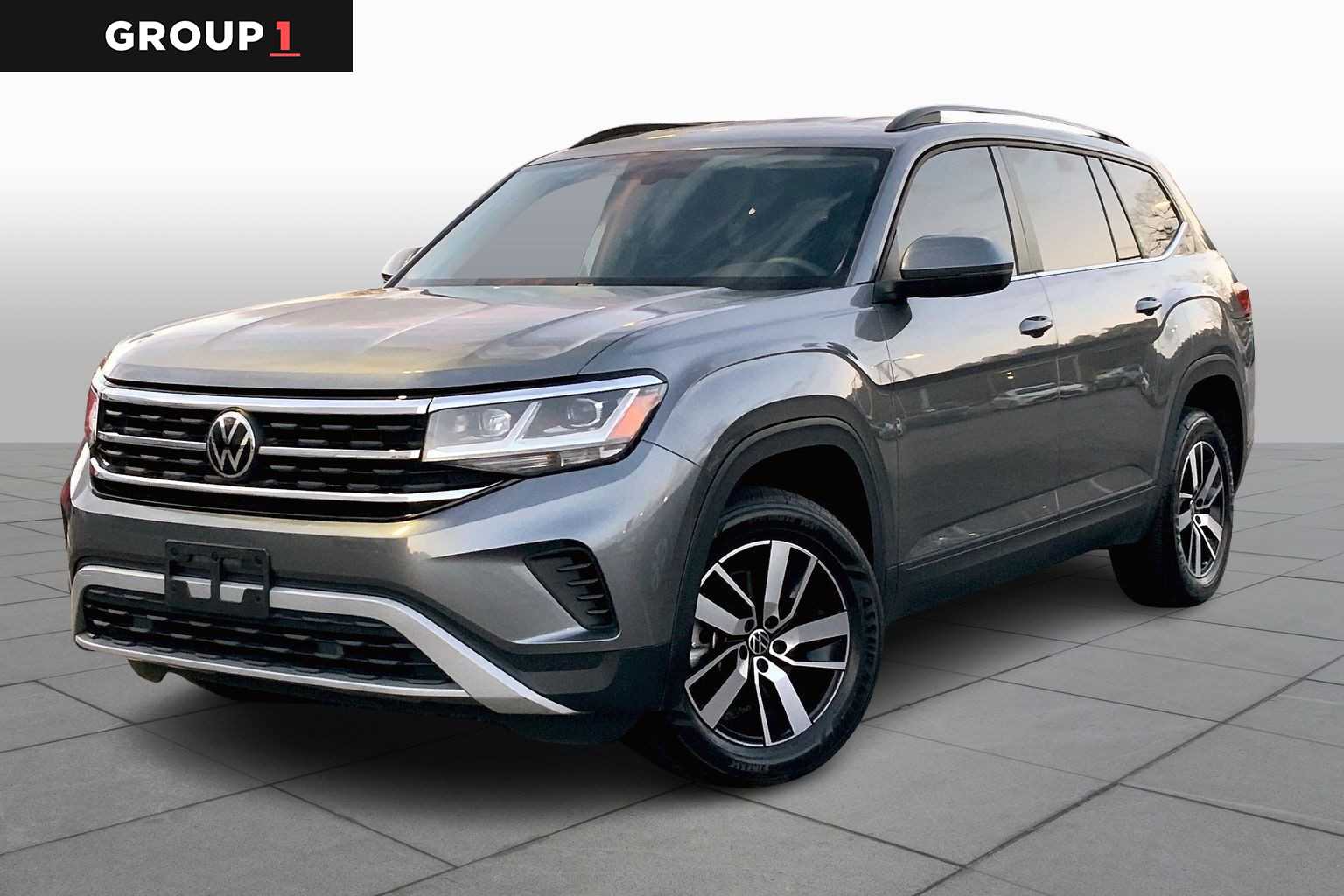 2023 Volkswagen Atlas SE's photo