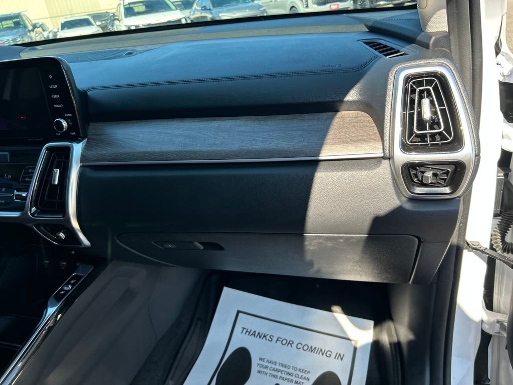 2022 Kia Sorento X-Line SX Prestige photo 27